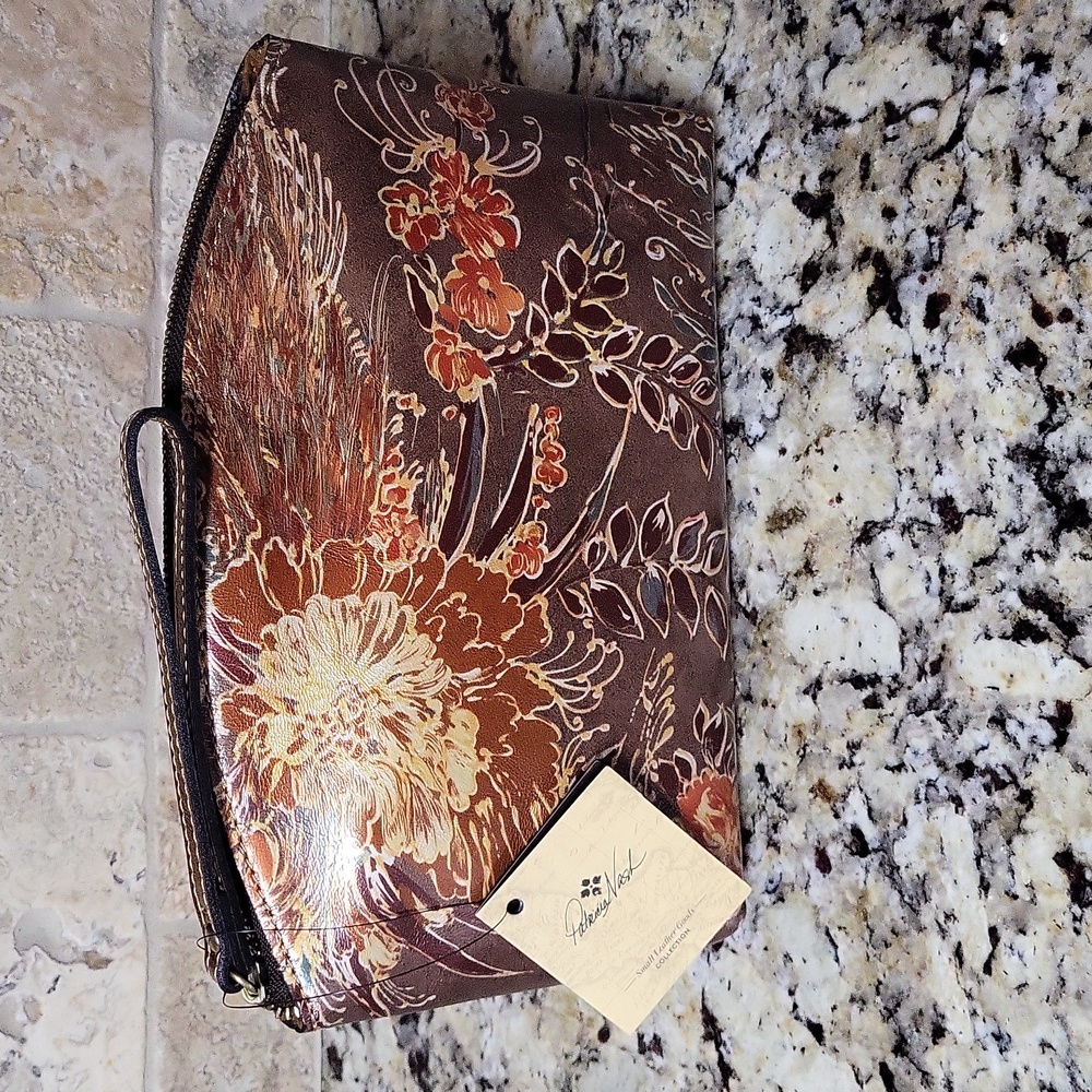 Patricia Nash Aritzo Cosmetic Wristlet Bag